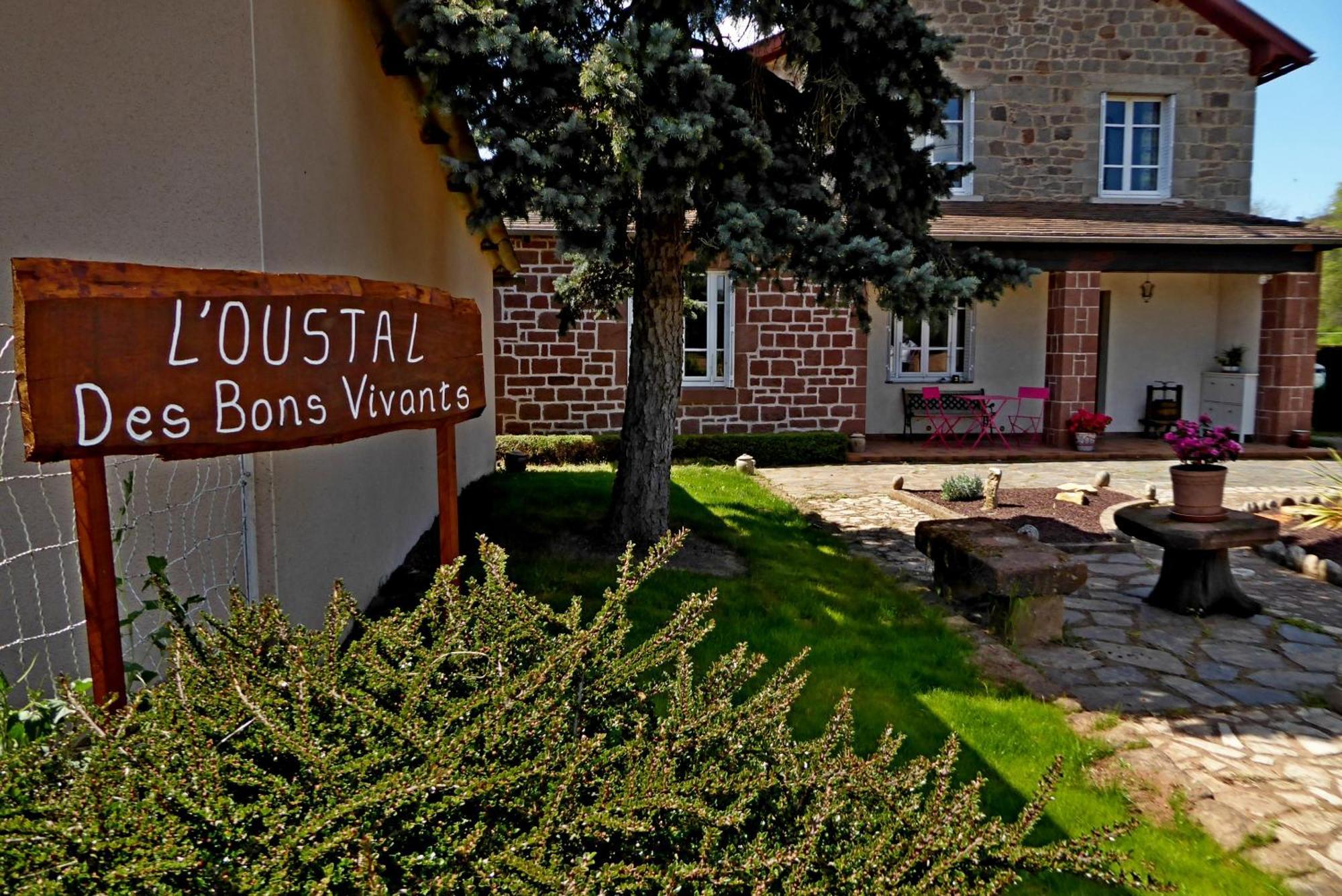 L'Oustal Des Bons Vivants Conques-en-Rouergue Exterior photo